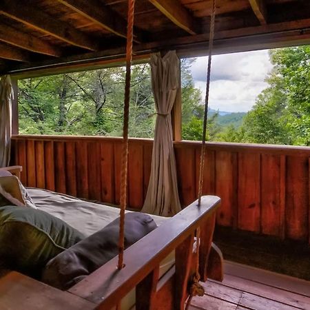 סביירוויל Nice View Fireplace, Hot Tub, Porch Bed, Private מראה חיצוני תמונה