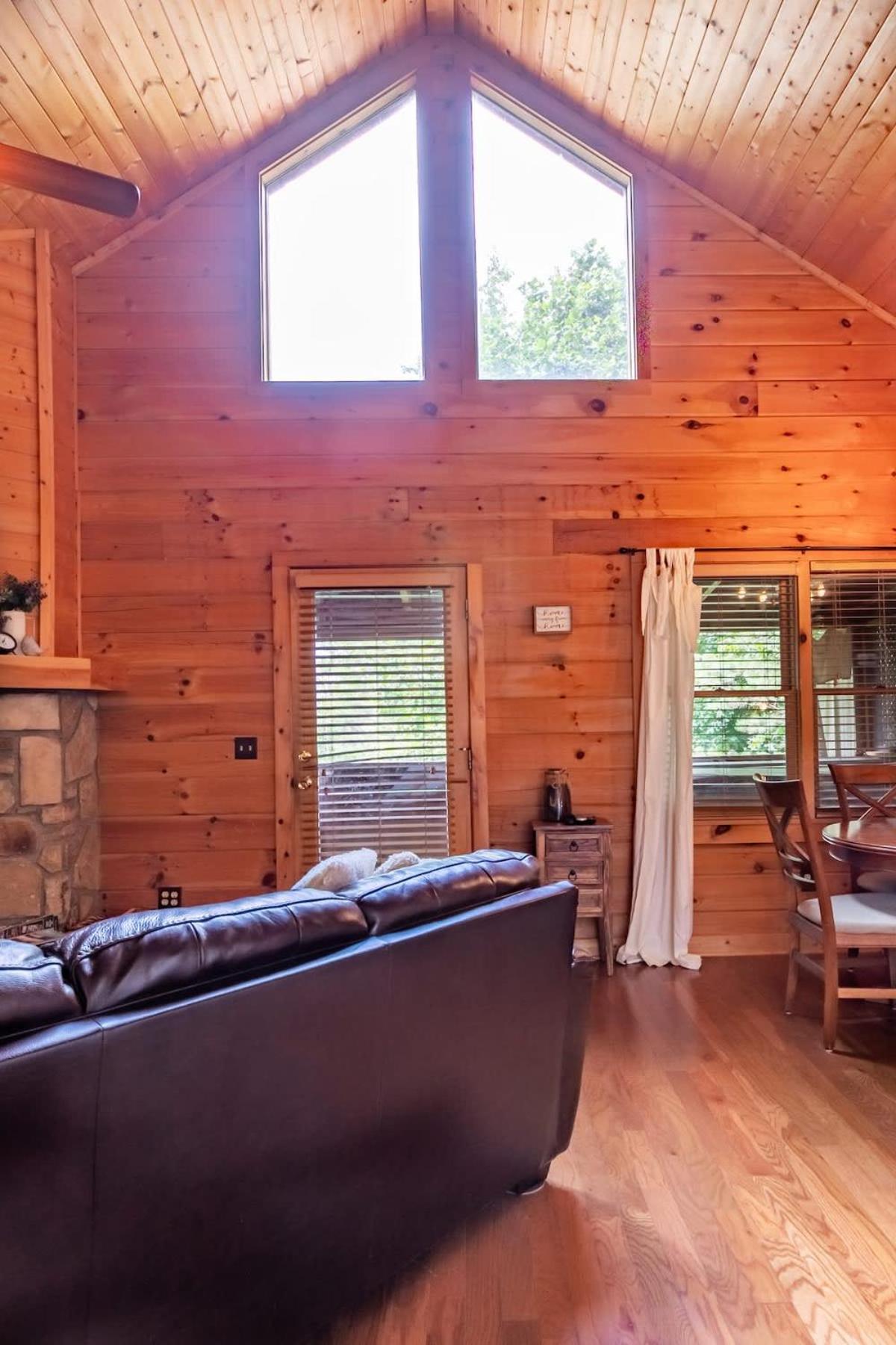 סביירוויל Nice View Fireplace, Hot Tub, Porch Bed, Private מראה חיצוני תמונה